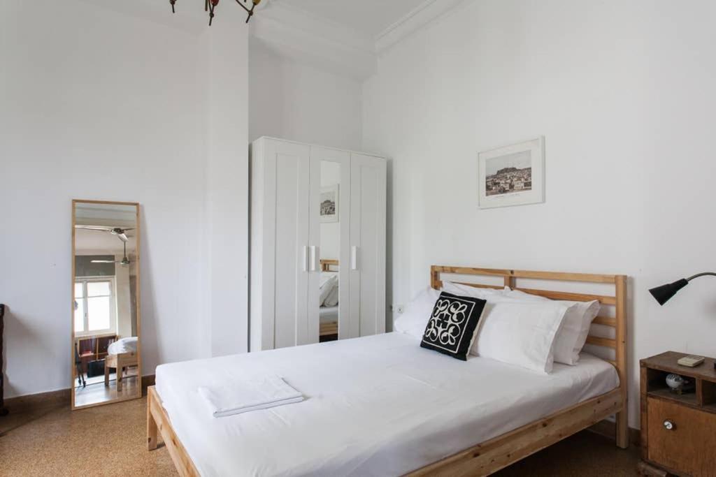 Mid Century 3 Bdr City Centre Townhouse Atenas Exterior foto